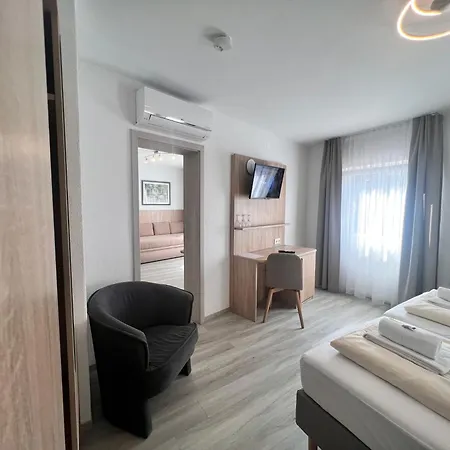 Kriemhilde Hotel 3*