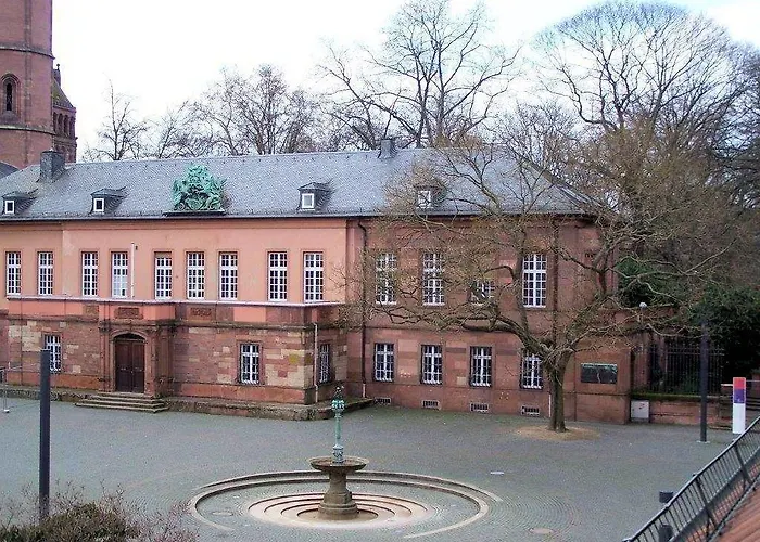 Kriemhilde Hotel