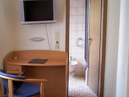 Hotel Kriemhilde 3*